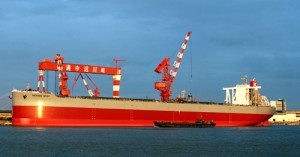 川崎重工の最新鋭大型鉱石専用運搬船