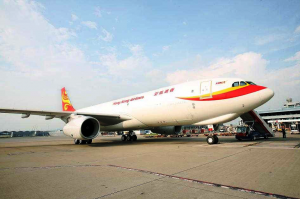 エアバスA332 型貨物機（香港航空提供）