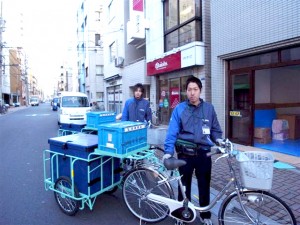 集荷集配は環境にやさしい自転車で行う