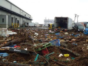 被災直後の岩沼物流センター