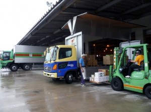 福山通運春日井支店へ対象の荷物を回送する様子 福山通運春日井支店へ対象の荷物を回送する様子