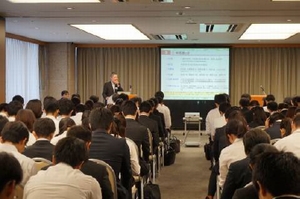 初の物流業界インターンシップに学生ら130人参加