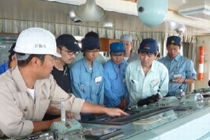 日本舶用工業会、東京海洋大練習船で研修