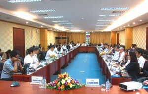 国交省、ベトナム政府と公共用地取得・補償セミナーを開催