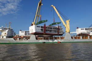 川崎汽船、ミャンマー向け新造フェリー3隻を輸送