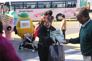 神奈川県ト協、東名海老名SAで業界の取り組みPR