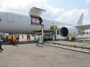 防衛省、エボラ対策のガーナ向け物資輸送経過を公表