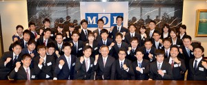 ▲入社式での集合写真(出所:商船三井)