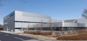 日本航空電子、長野県で航機事業の生産拠点完成