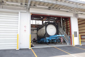 鈴与、清水港でタンクコンテナ洗浄設備が完成