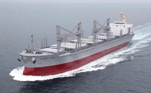 名村造船、シリーズ17隻目の3.4万トン型貨物船引渡し