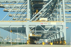 商船三井、ロッテルダム港で初の欧州自営CT開業
