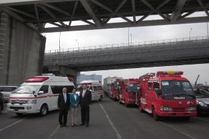 川崎汽船、消防車・救急車の無償輸送に協力