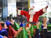 伊勢湾海運、地元園児を迎え入れクリスマスイベント開催