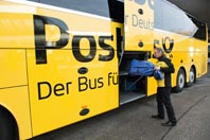 ドイツポスト、長距離バスで貨客混載をテスト運用