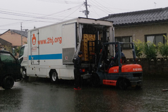 日本ガイシ、熊本被災地に備蓄食料品寄贈2