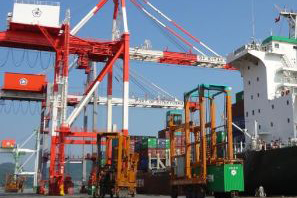 九州23港の港湾取扱貨物量、2年連続前年割れ2