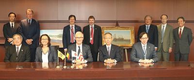 ベルギー･フランダース政府首相らが日本郵船を訪問