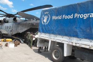 国連WFP、ハリケーン｢マシュー｣の被災者支援で物資輸送3