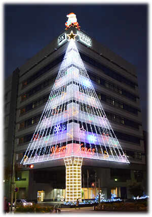 伊勢湾海運本社ビルで恒例のクリスマス電飾スタート