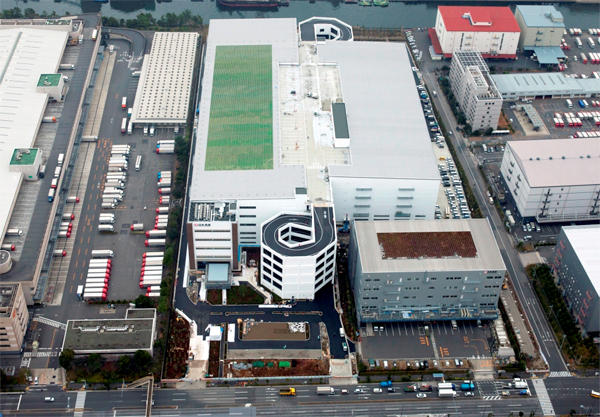 日通最大15万m2の物流施設が東京･新砂で竣工