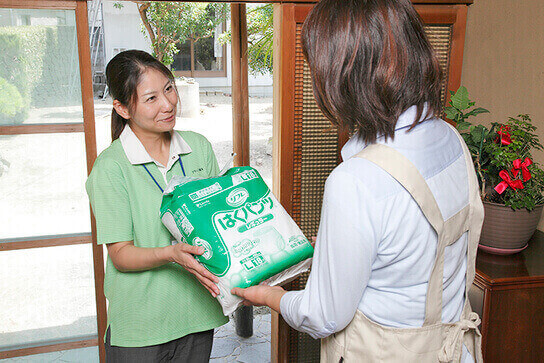 富永調剤薬局、500m圏内の住民におむつ無料配達