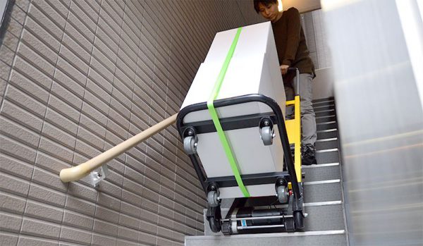 サンコーが電動台車発売 階段の昇降手軽に サンコーが電動台車発売 階段の昇降手軽に
