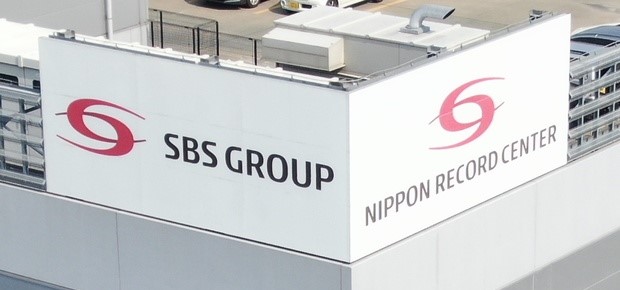 SBSロジコム、日本レコードセンター吸収合併