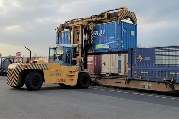 日通と全国通運、越谷・姫路間で貸切鉄道輸送 | LOGISTICS TODAY