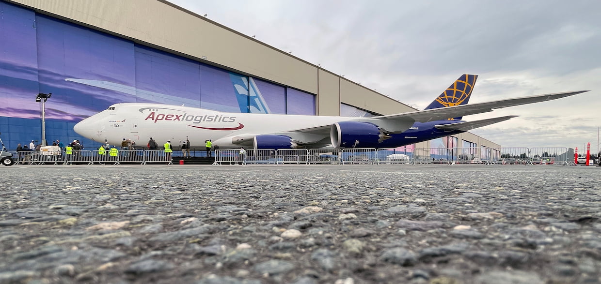 最後のボーイング747-8貨物機を引き渡し｜短報 | LOGISTICS TODAY