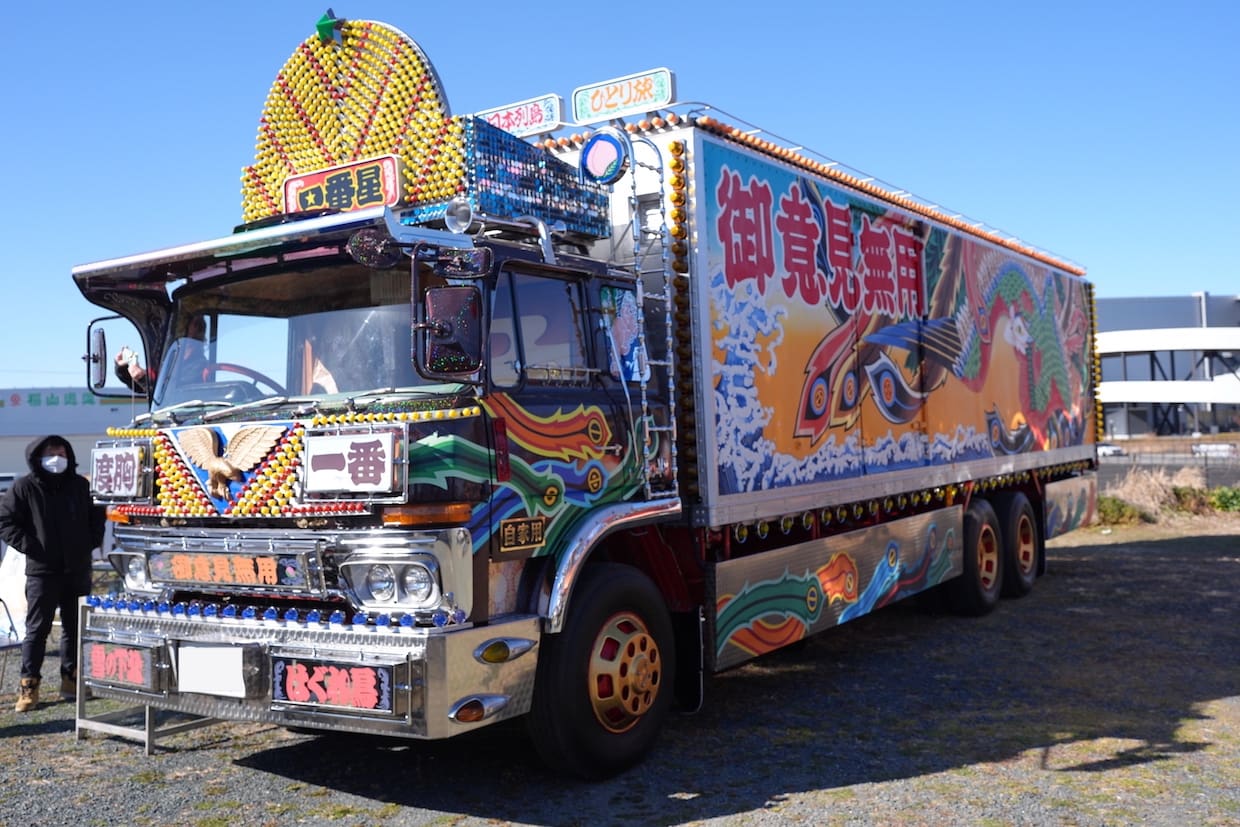昭和レトロ｣でブーム再来､令和のデコトラ最新事情 | LOGISTICS TODAY