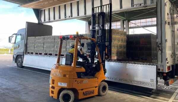昭和産業とネスレ、往復で積載するラウンド輸送 | LOGISTICS TODAY
