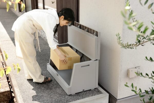 宅配ボックスにも使える薄型屋外ストッカー発売 | LOGISTICS TODAY