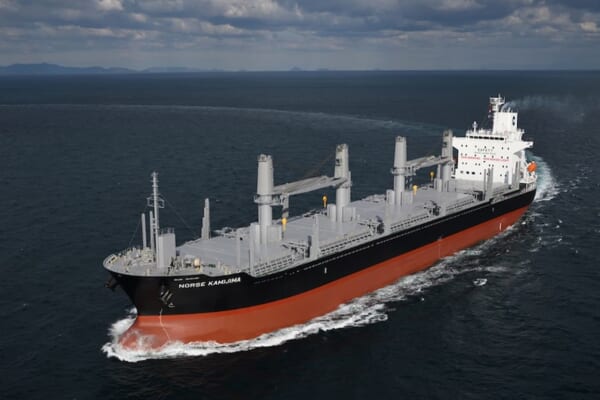 今治造船、4万トン型ばら積み船引き渡し完了 | LOGISTICS TODAY