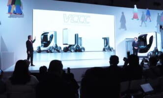 いすゞ・UD、次世代大型トラック「新型GIGA」公開